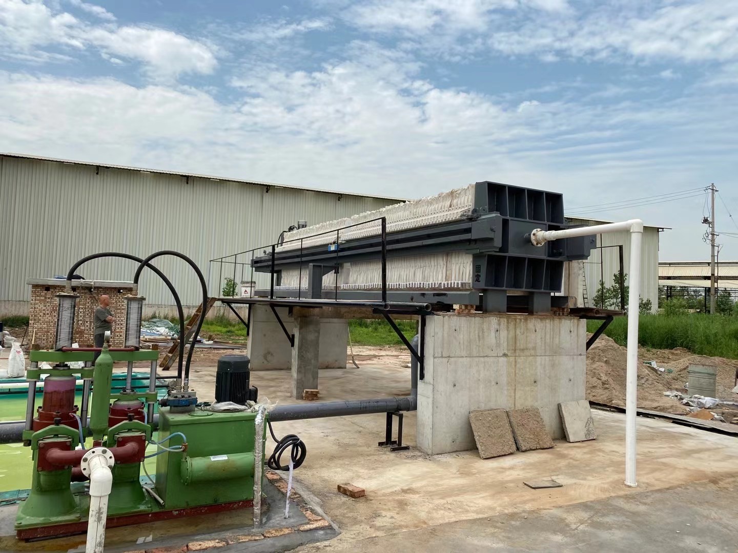 磚廠用壓濾機客戶現(xiàn)場1