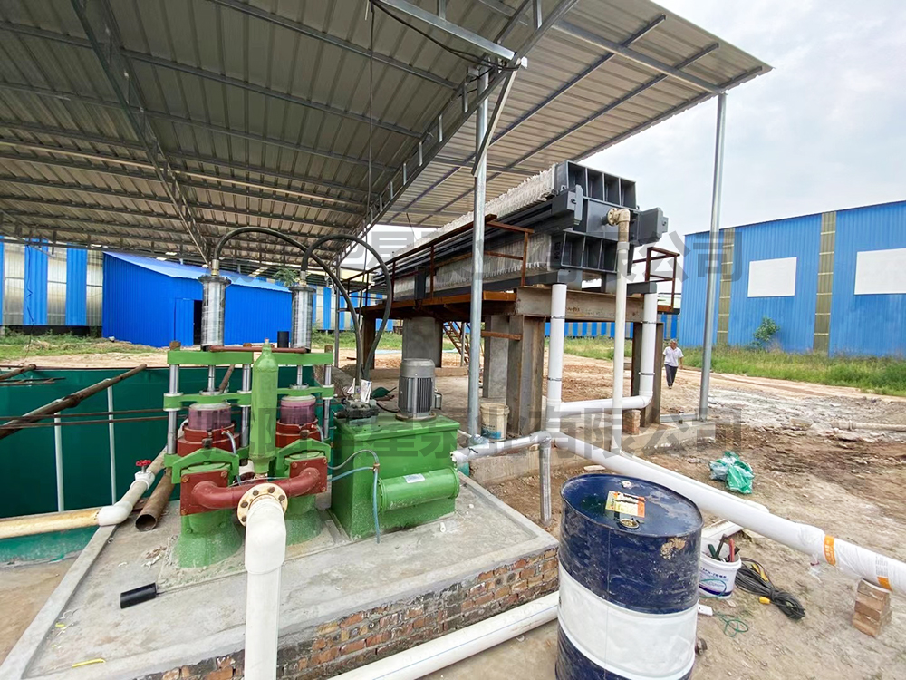 磚廠用壓濾機(jī)客戶現(xiàn)場3